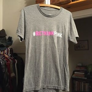 Woman’s tee